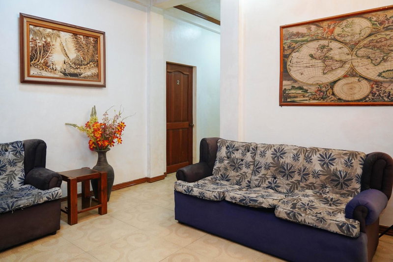 C Star Travellers Inn, Oslob, Philippines