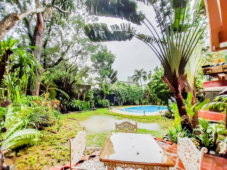 Chito's Hotel, Iloilo City, Philippines