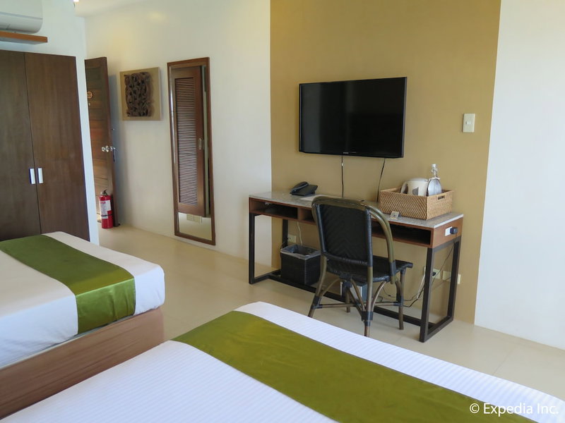 Aiyanar Beach and Dive Resort, Mabini, Philippines