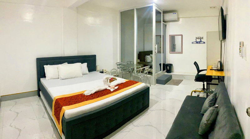 Legends Hotel & Restaurant - Lemery and Taal, Lemery, Philippines