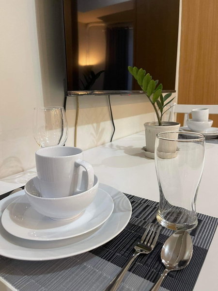 Shell Residences MOA by darpm, Pasay, Philippines