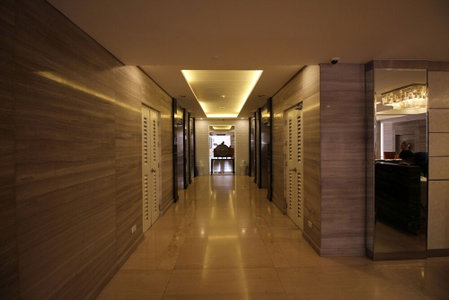 Solemare Parksuites Condo R Us, Parañaque, Philippines
