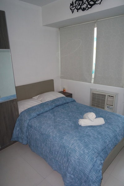 Solemare Parksuites Condo R Us, Parañaque, Philippines