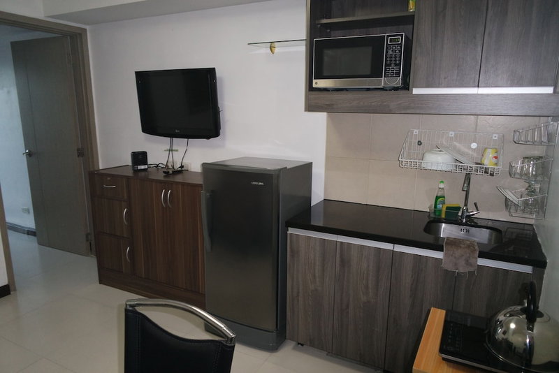 Solemare Parksuites Condo R Us, Parañaque, Philippines