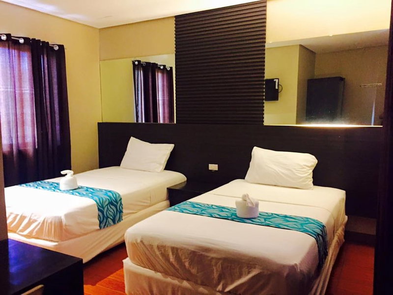 Basic Rooms Hotel, Tacloban, Philippines
