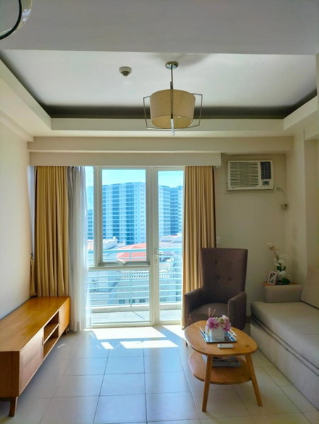 Cozy and Spacious Condo, Iloilo City, Philippines