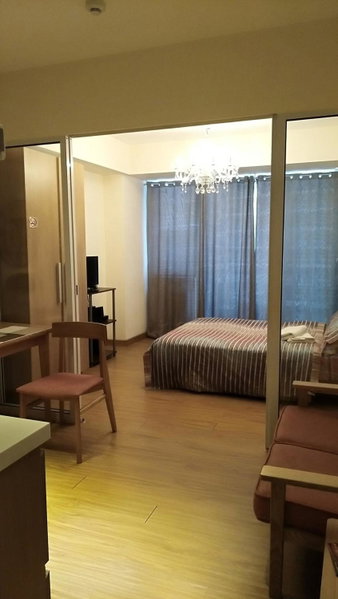 Azure C7 Balcony, Wifi, Near Mall Airport, Manila, Philippines