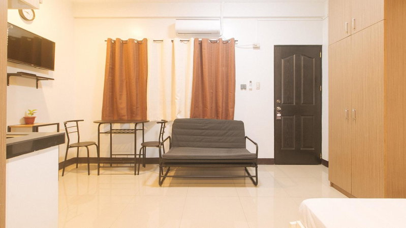 RedDoorz at MGP Apartelle Near Espana, Manila, Philippines