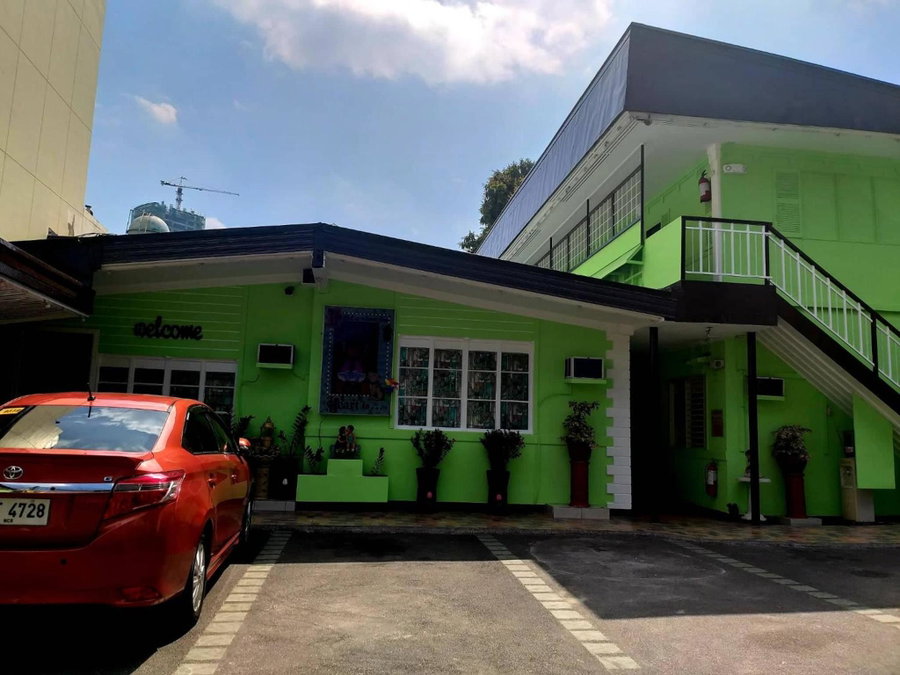 Ambianza Apartelle, Manila, Philippines