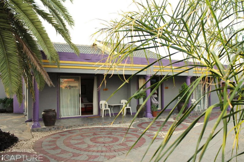 Vicky B Bed and Breakfast, Mogwase, South Africa