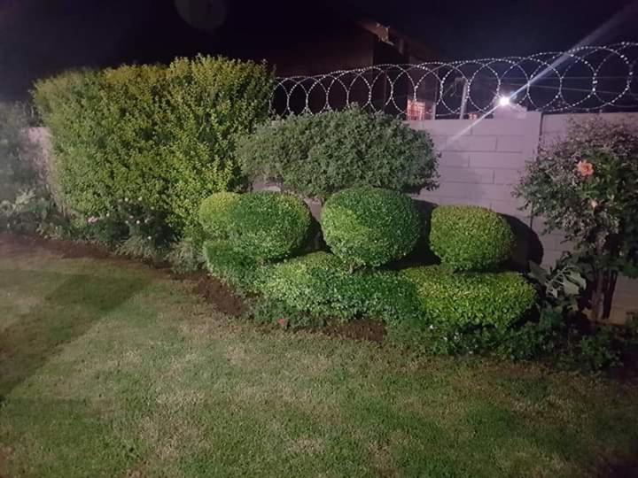 Vicky B Bed and Breakfast, Mogwase, South Africa