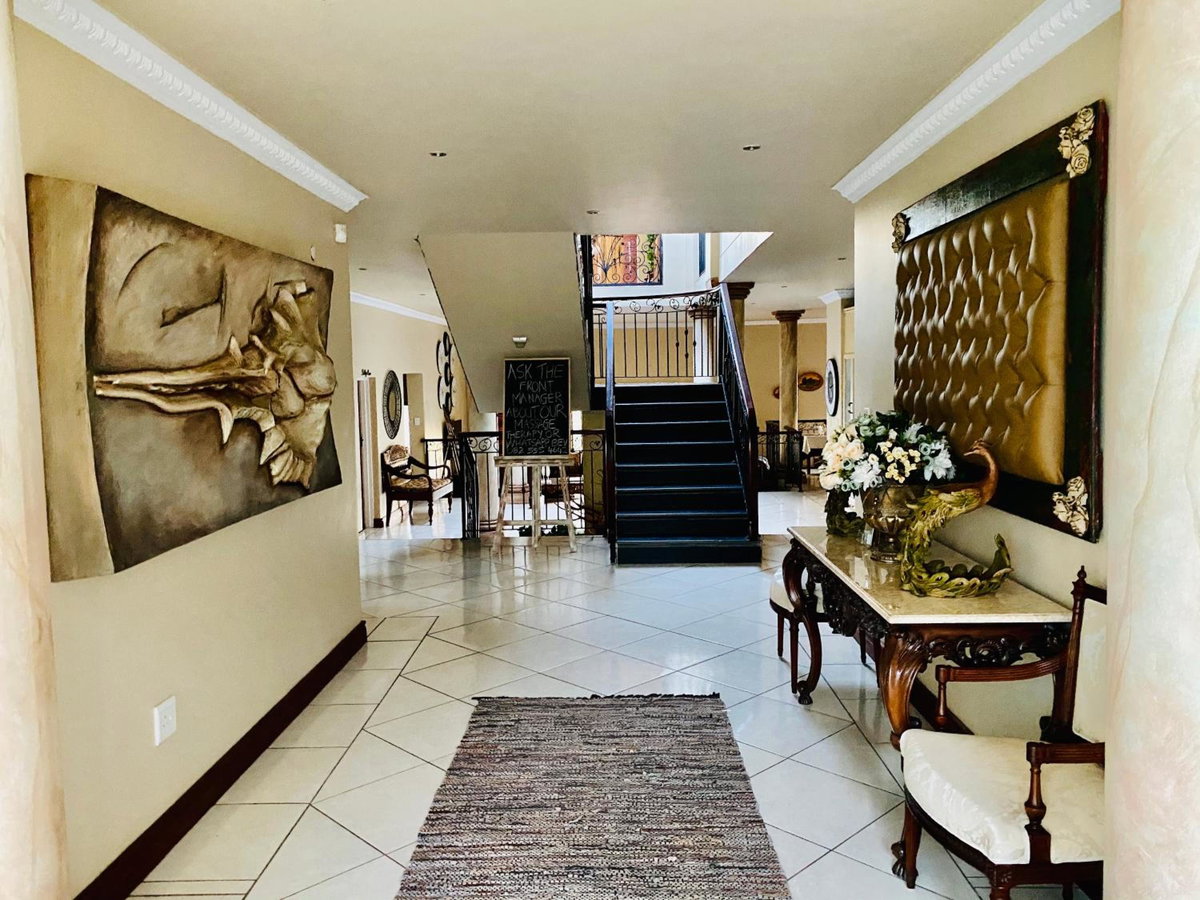 Hotel · Re-Union Vacations, Hartbeespoort