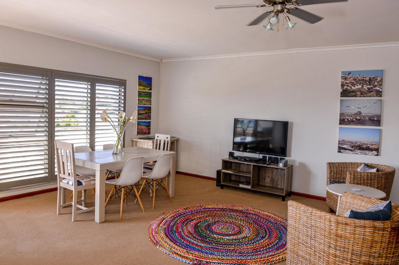 MADRIKO 36 Cozy self catering 2 bedroom apartment, Langebaan, South Africa