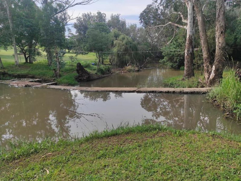 River Cabin, Roodepoort, South Africa