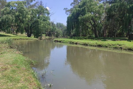 River Cabin, Roodepoort, South Africa