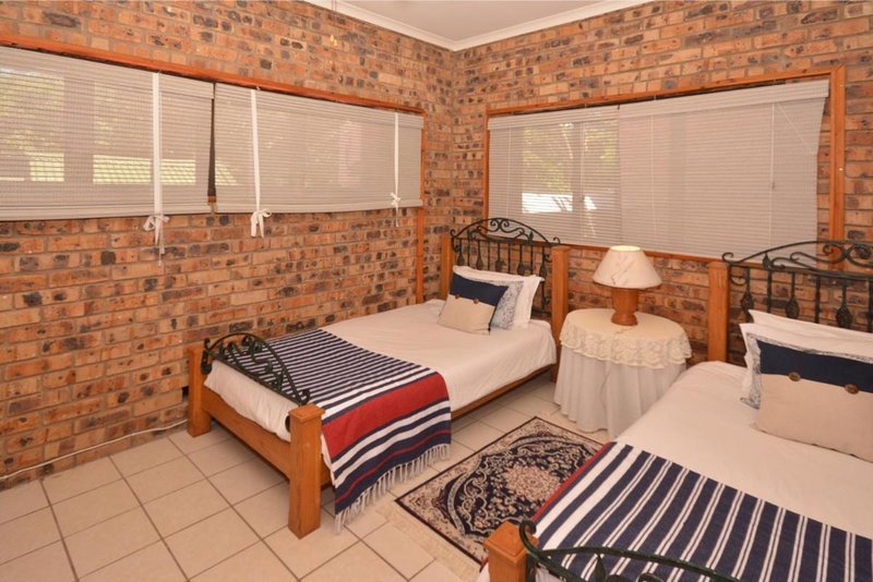Ironwood Lodge, Pennington, South Africa