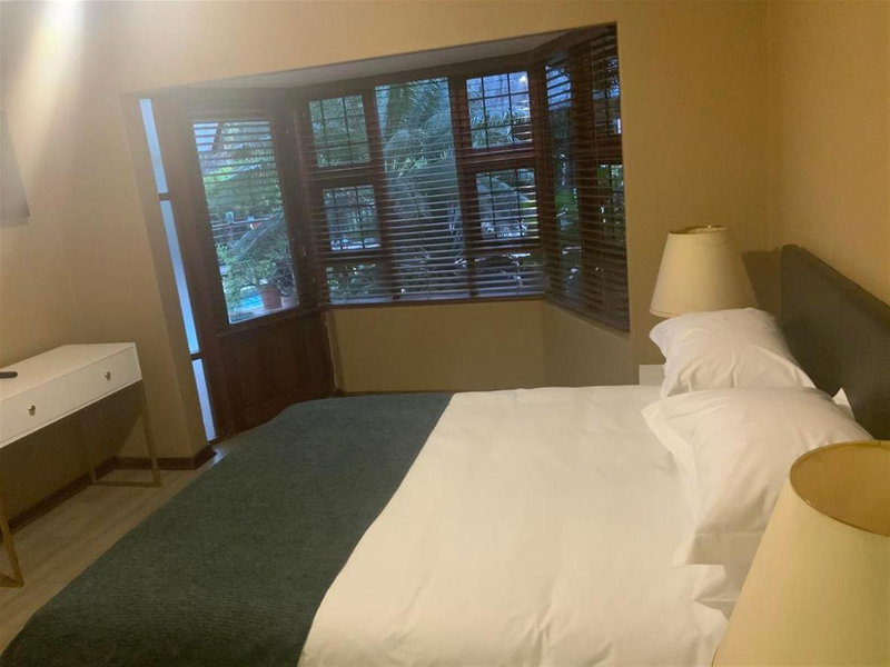 Marina Views Guesthouse, Hartbeespoort, South Africa
