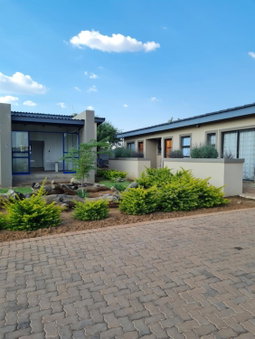 Village Kulture - Guest House, Rustenburg, South Africa