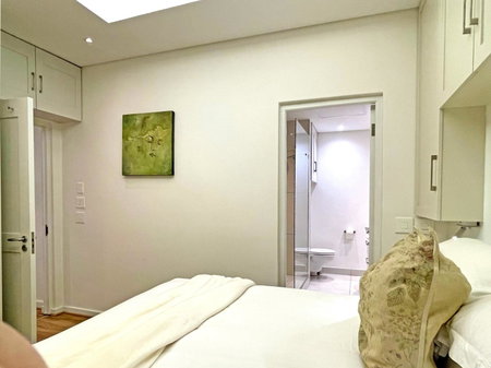 Mandela Rhodes Place Mountain Views Apartment CBD, Cape Town, South Africa