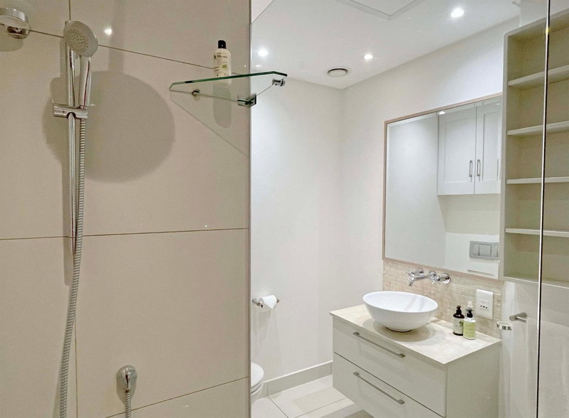 Mandela Rhodes Place Mountain Views Apartment CBD, Cape Town, South Africa