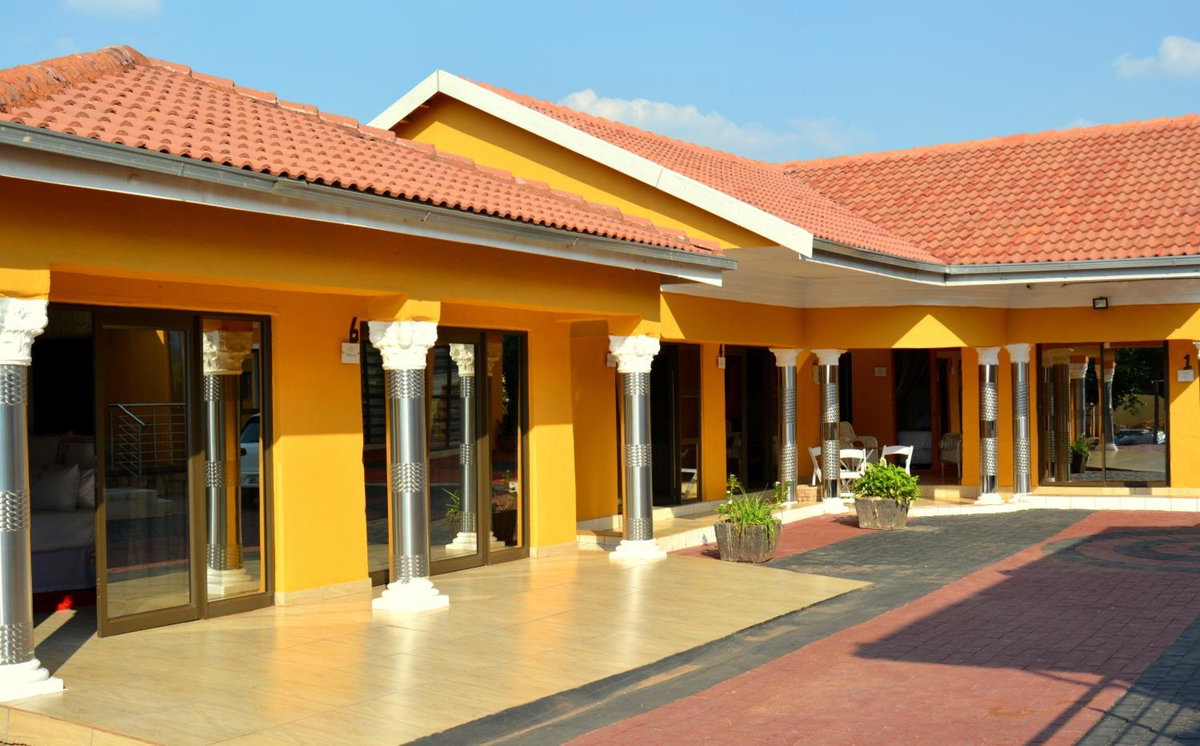 Hotel · SelaMod Village Guest House, Tshaneng