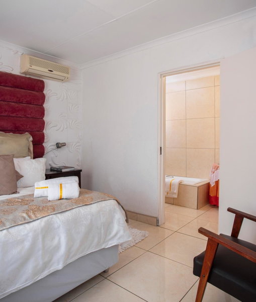 SelaMod Village Guest House, Tshaneng, South Africa