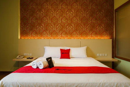 RedDoorz Plus near Dunia Fantasi Ancol, Jakarta, Indonesia