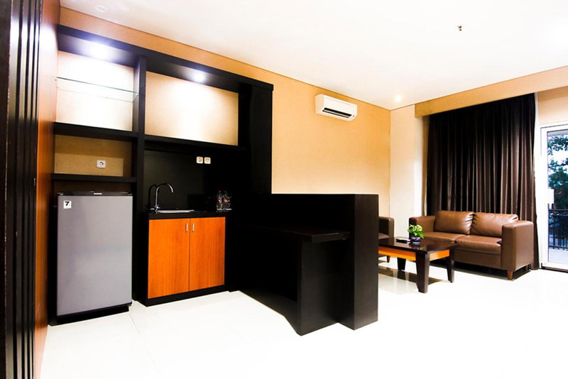Parkside Mandarin Hotel Pekalongan, Pekalongan, Indonesia