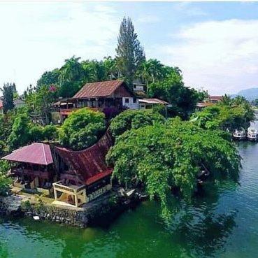 Reggae Guest House, Tuk Tuk, Indonesia