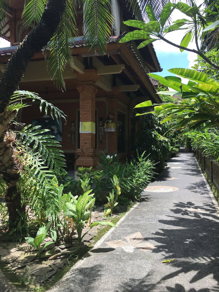 Hotel · Cafe Wayan Cottages, Senggigi