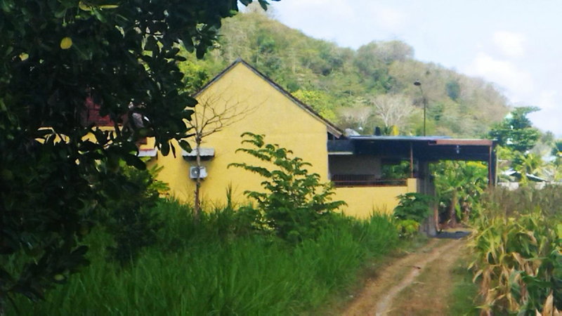 Bougenville Homestay, Lembar, Indonesia