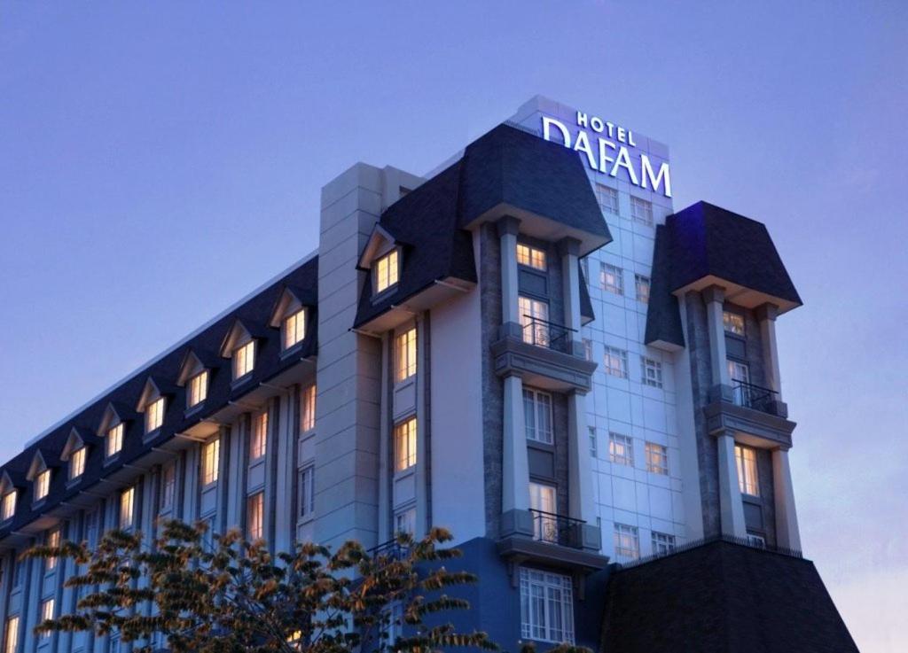 Hotel · Hotel Dafam Semarang, Semarang