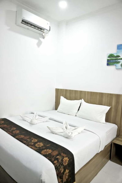 Hotel Bhakti Syariah, Padang, Indonesia