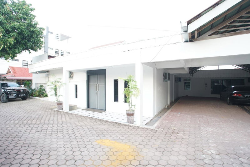 Hotel Bhakti Syariah, Padang, Indonesia