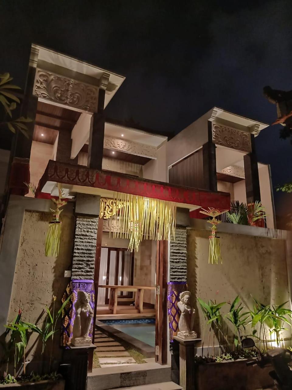 The Surya Kuta Villa, Indonesien