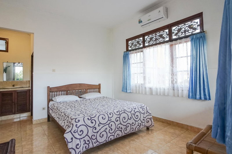 Indopurejoy House - Komala Indah Cottages, Kuta, Indonesia