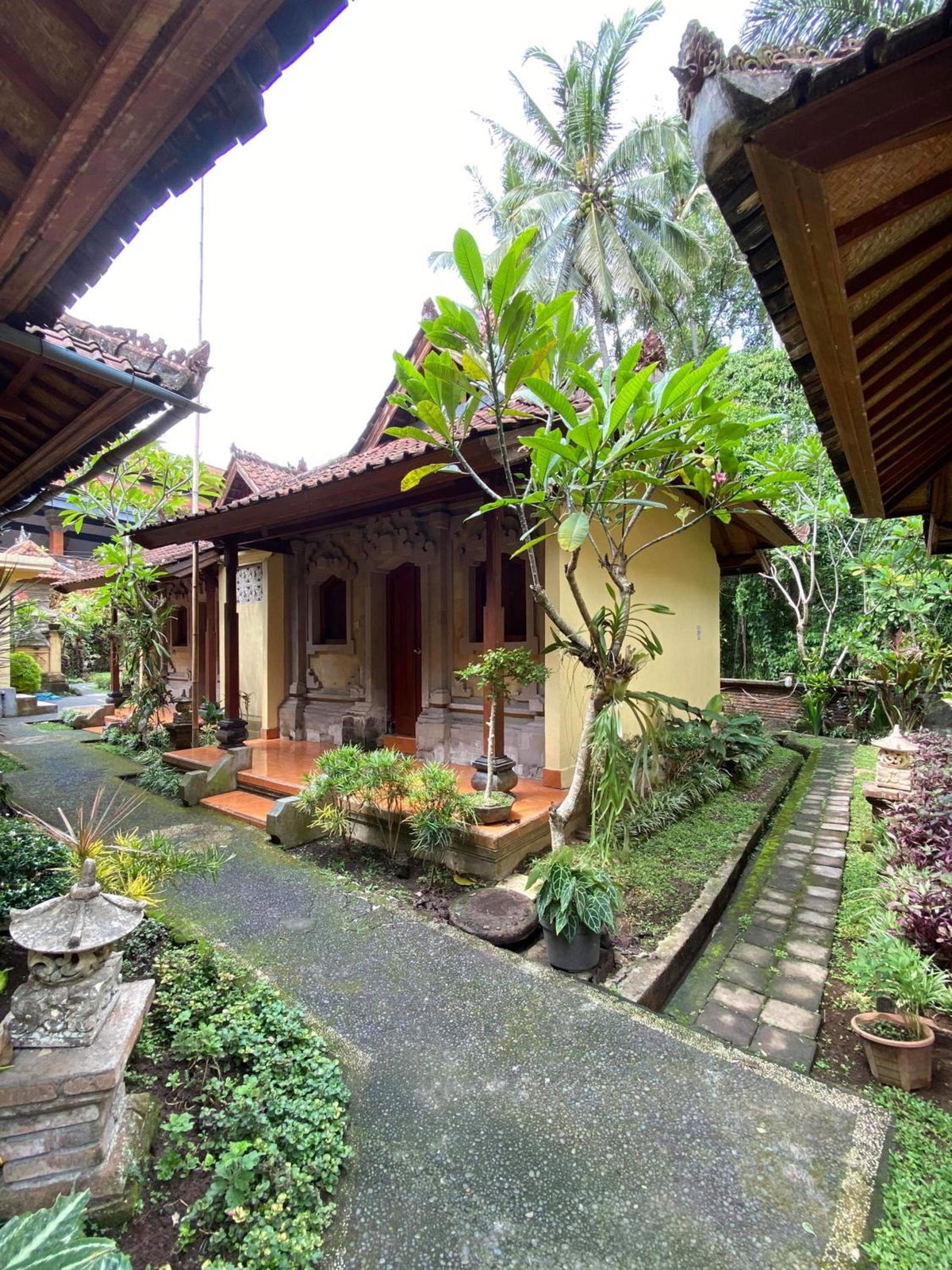 Puri Bebengan Bungalows, Indonesien