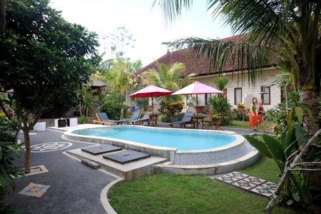 Rambo Homestay, Uluwatu, Indonesia