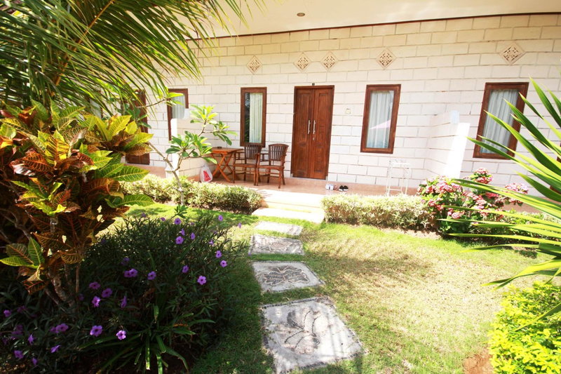 Rambo Homestay, Uluwatu, Indonesia