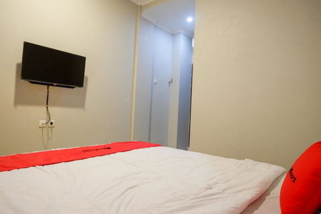 RedDoorz Plus near Jogja City Mall 5, Yogyakarta, Indonesia