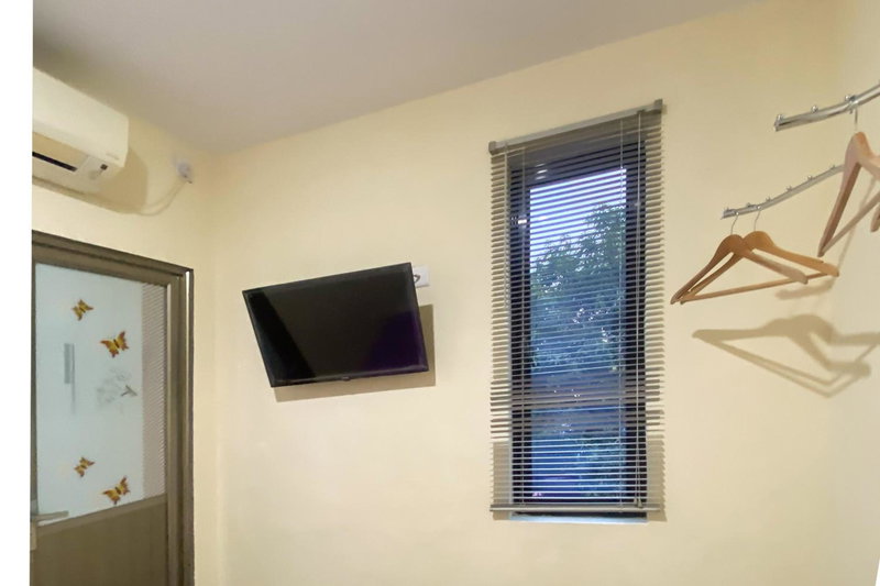 Homestay D3 Mitra RedDoorz, Nagoya, Indonesia