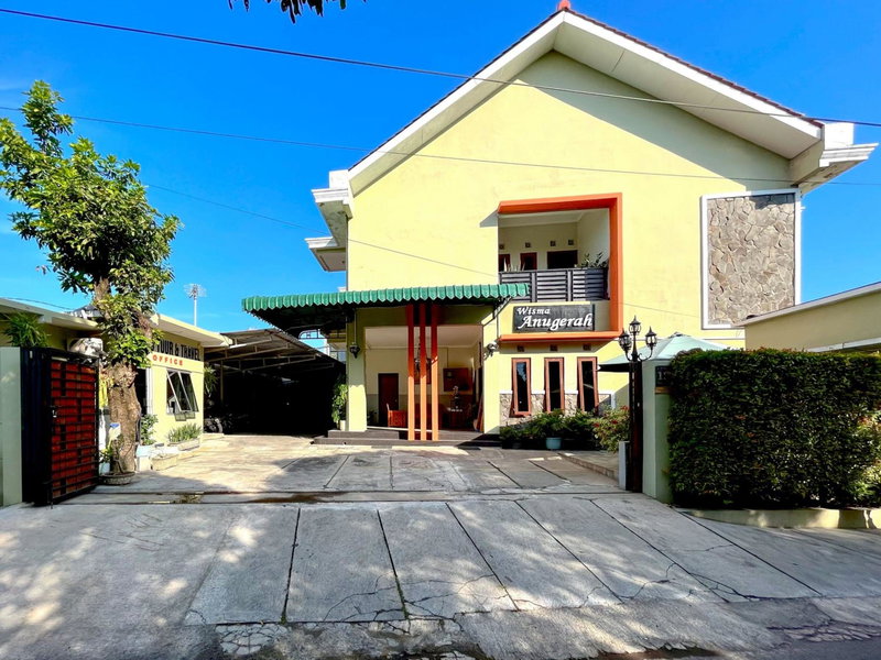 Wisma Anugerah Redpartner Near Masjid Zayed Solo, Bonorejo, Indonesia