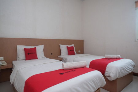 RedDoorz at Pengayoman Panakkukang 2 Makassar, Makassar, Indonesia