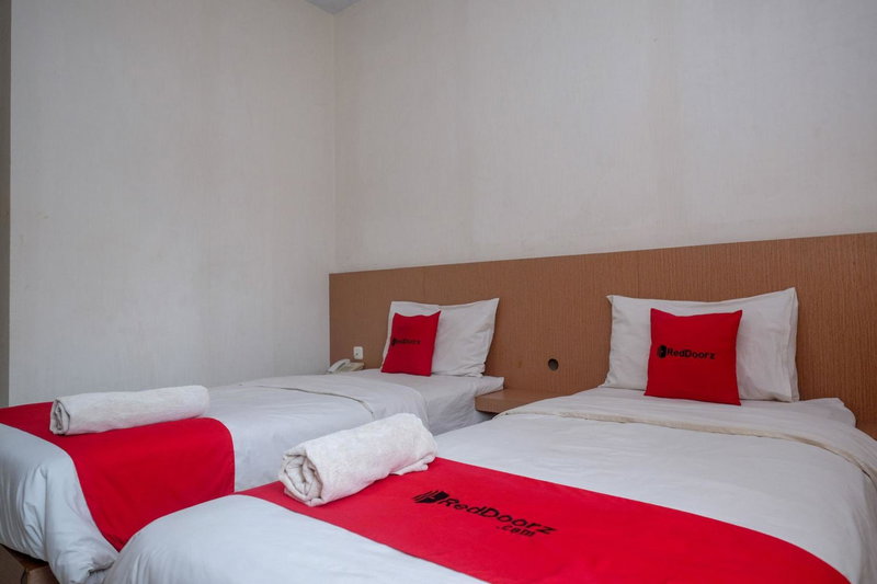RedDoorz at Pengayoman Panakkukang 2 Makassar, Makassar, Indonesia