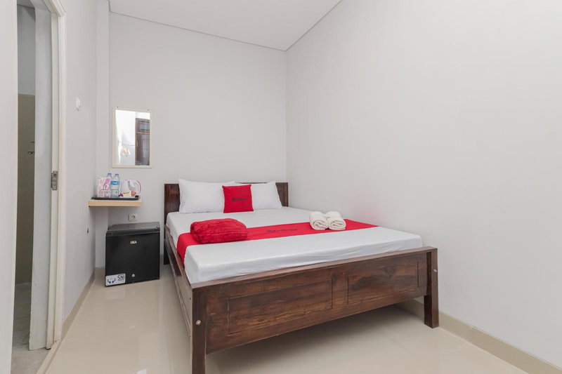 RedDoorz @ Gedangan Sidoarjo, Sidoarjo, Indonesia