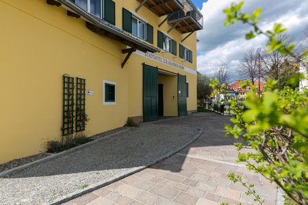 Stadthotel zur goldenen Krone, Weiz, Austria