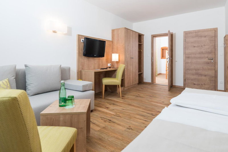 Hotel Zur Post, Döbriach, Austria