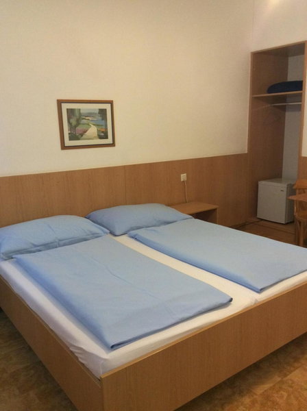 Hotel Pribitzer, Vienna, Austria