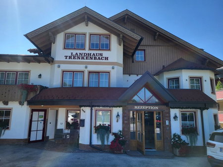 Hotel Garni Landhaus Trenkenbach, Schladming, Austria