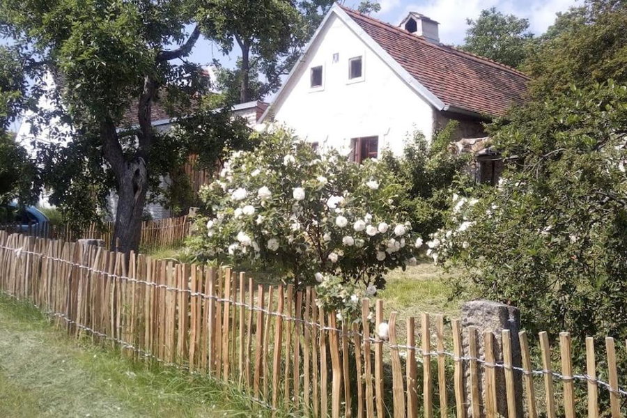 Útulný domek s malou zahrádkou, Dačice, Czechia